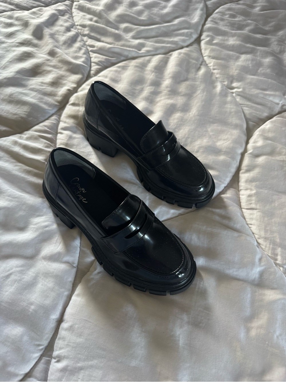 Crown Vintage Black Chunky Penny Loafers